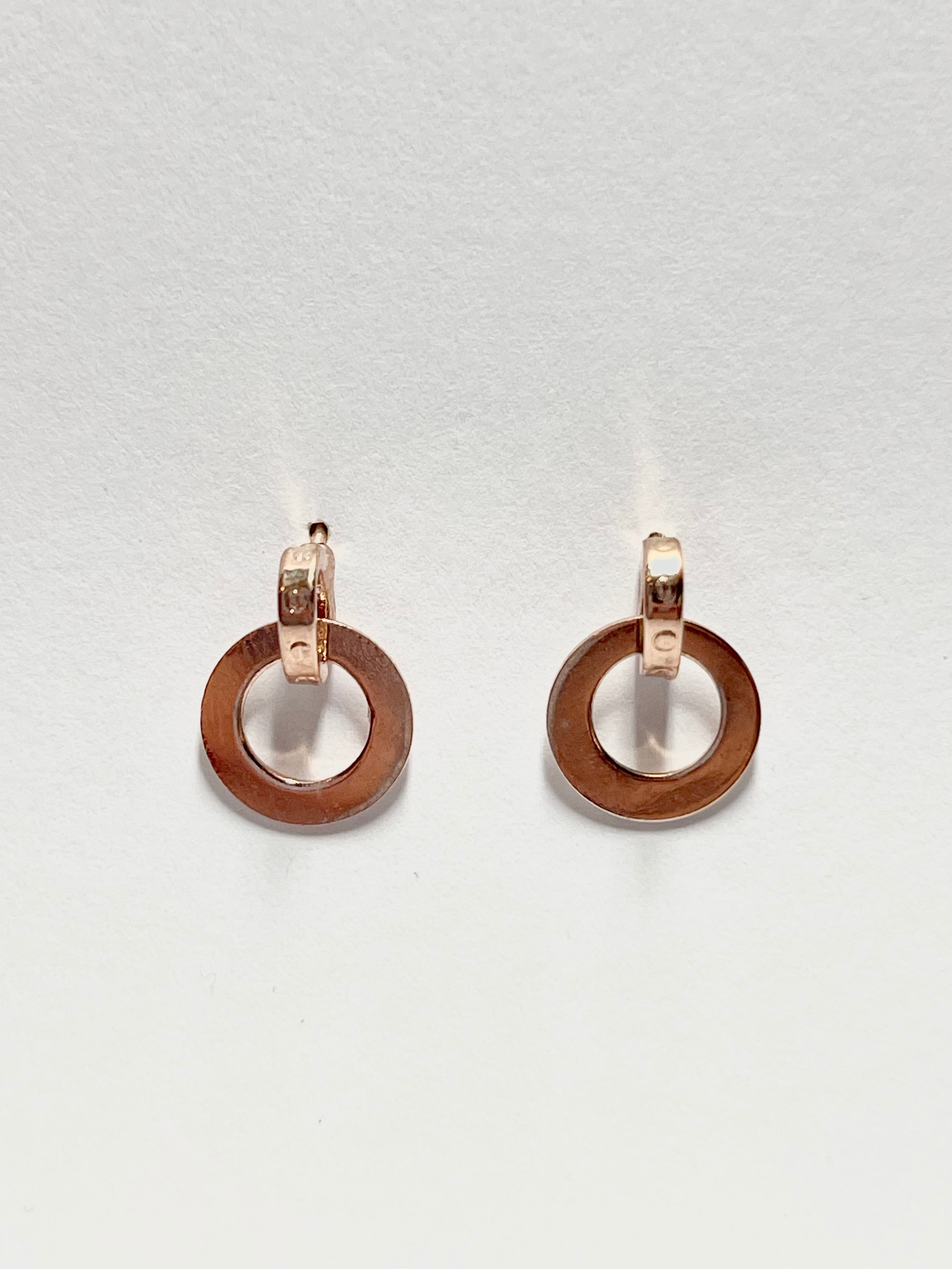 Interlocking Circle Drop Earrings